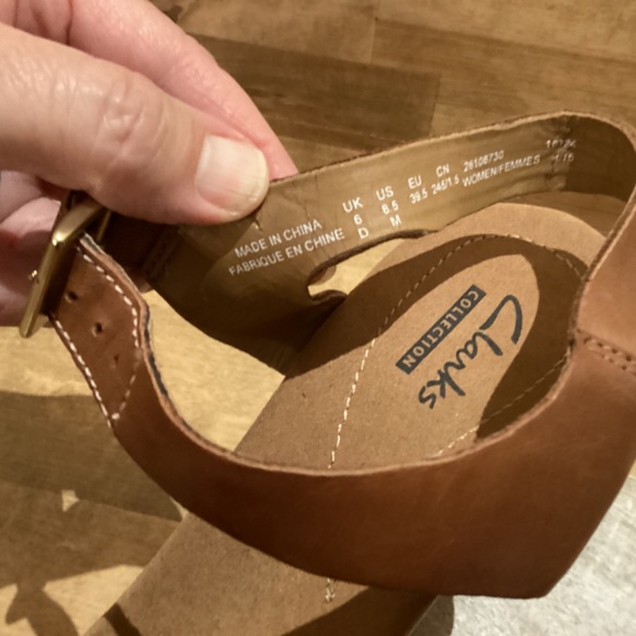 Clarks Espadrille Cork Wedge Sandal w/Red Suede Leather Upper Size 8.5 M - Picture 6 of 7